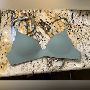 Victoria Secret T-Shirt Bra
